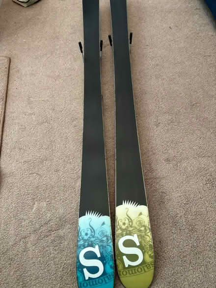 Photo of free Salomon Lady skis (GU16) #2