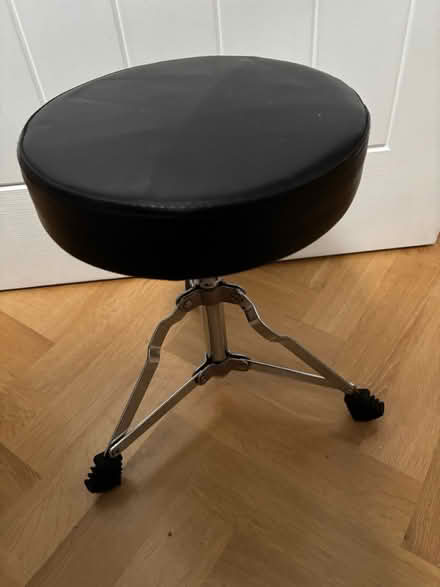 Photo of free Kids drum kit stool (Park street, AL2) #1