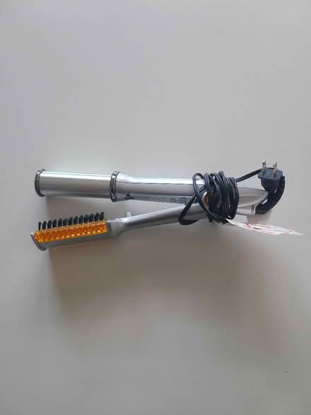 Photo of free InStyler hair tool (Piney Orchard) #1
