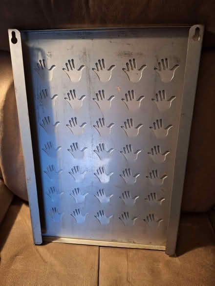 Photo of free Wall Memo/Envelope holder (Walderslade ME5) #3