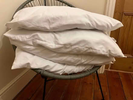 Photo of free 4 x soft pillows from Silent Night (Woodlands TW7) #1