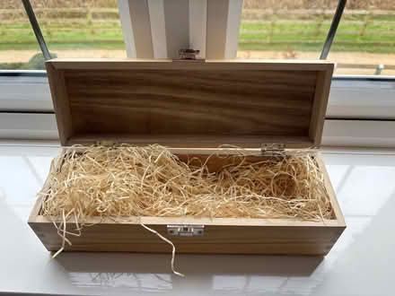 Photo of free Wine gift box (Bishops Tachbrook CV33) #2