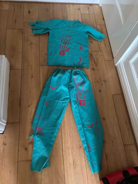 Photo of free Various kids dressing up clothes (Hebden Bridge) #3