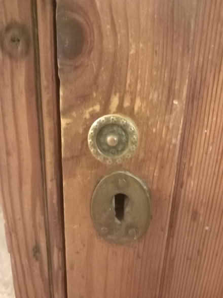 Photo of free Wooden cabinet / bedside table (HR1) #4