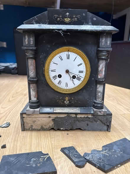 Photo of free Vintage clock - needs repairing (HP1) #1