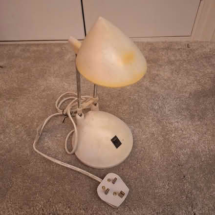 Photo of free Halogen lamp (E17 Queens/Boundary Road) #1