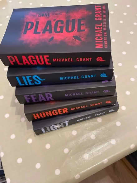 Photo of free 5 Michael Grant books (Didcot OX11) #1