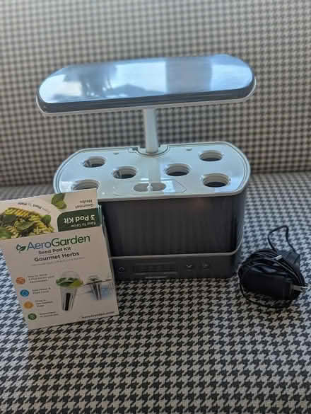 Photo of free ODDS and ENDS (Bronson/Carling) #1