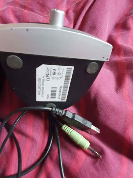 Photo of free 2 wired speakers and a mouse (Westhill AB32) #3
