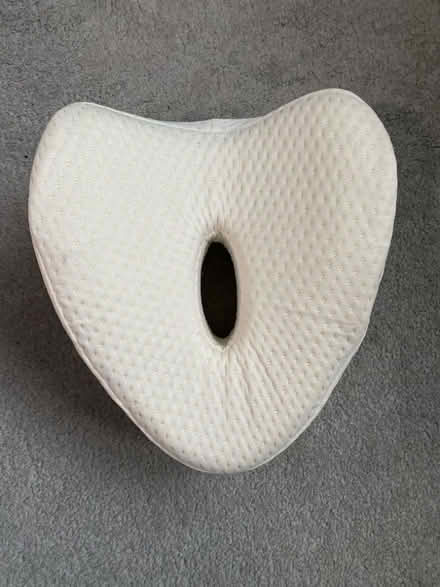 Photo of free Knee support (Caldecott OX14) #1