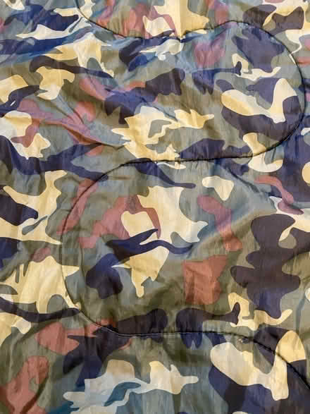 Photo of free Childs sleeping bag (EH11) #2