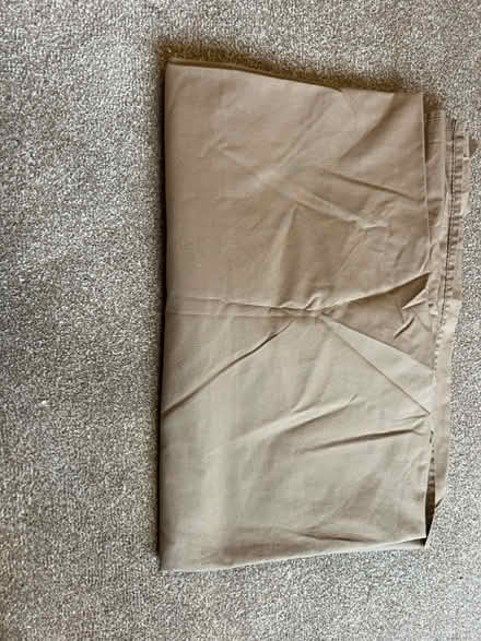 Photo of free 3xdouble bed flat sheets (Beckenham BR3) #2