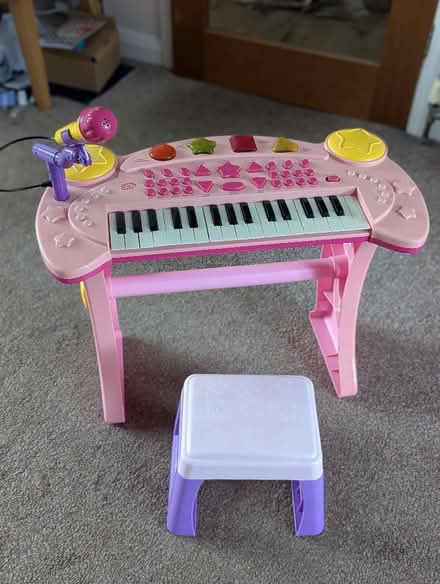 Photo of free Kids Keyboard (Ashton Vale BS3) #1