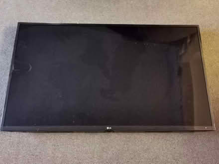 Photo of free 42" LG Smart TV - Screen Cracked (Hillingdon UB10) #1