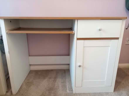 Photo of free desk (Aylesford Common ME5) #1