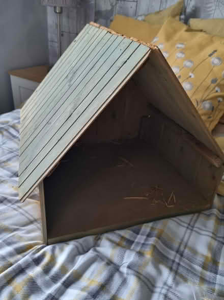 Photo of free nativity stable (Abingdon OX14) #3