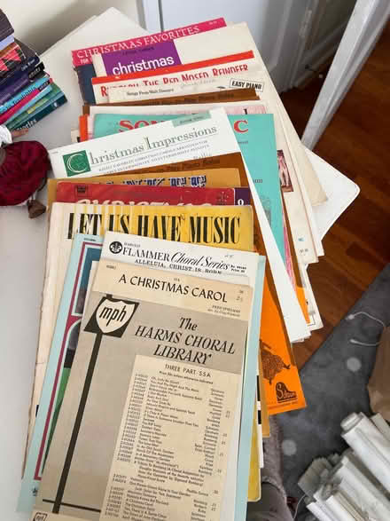 Photo of free Piano music, etc (SE DC (SE DC (Ward 7)) #1