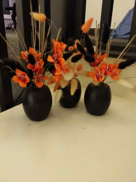 Photo of free Small fake flower decorations (M6 Seedley) #1