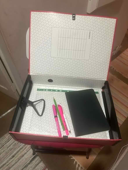Photo of free Assorted stationery (Bethnal green E1) #1
