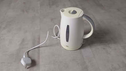 Photo of free Electric kettle (Emmbrook RG41) #1