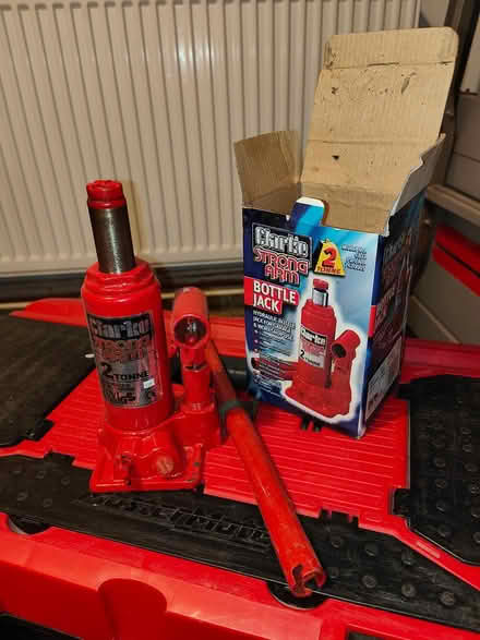 Photo of free Clarke bottle jack (Basildon) #1