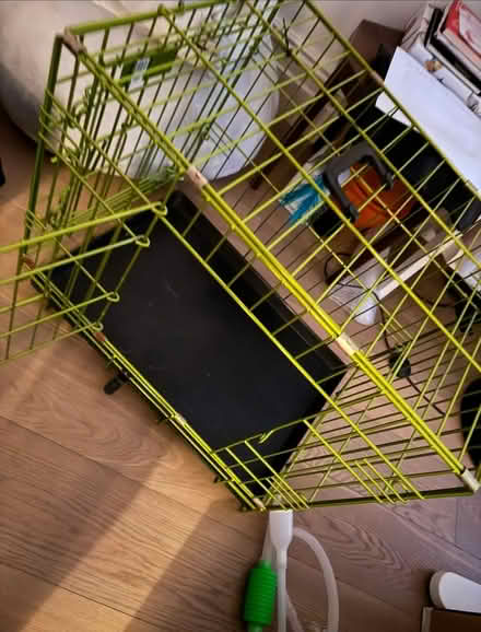 Photo of free Dog crate (South Kensington SW7) #1