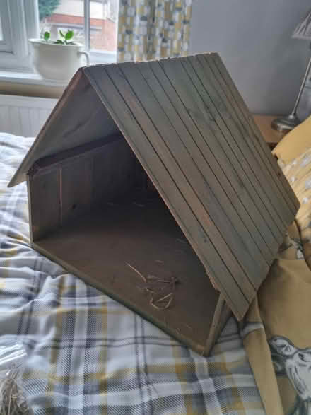 Photo of free nativity stable (Abingdon OX14) #2