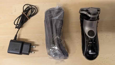 Photo of free Philishave Electric Razor (Stroud) #1