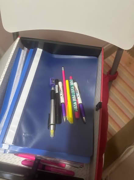 Photo of free Assorted stationery (Bethnal green E1) #4