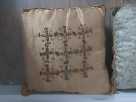 Photo of free 2 Cushions (Slough Central SL1) #4