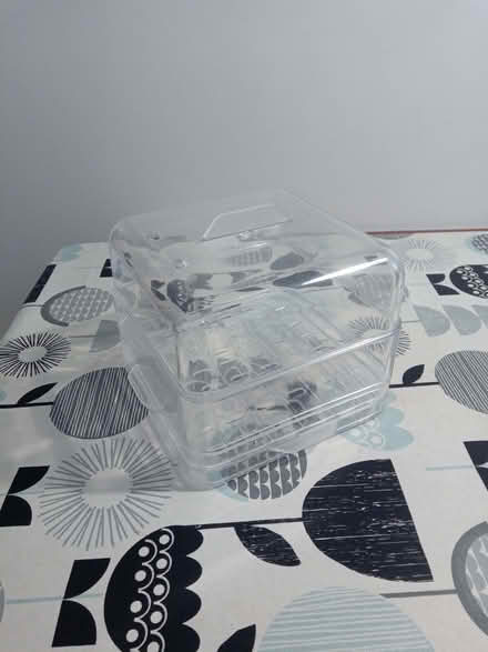 Photo of free Plastic storage box (probably missing a bottom part) (Oxford OX1) #2