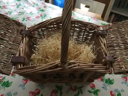 Photo of free New basket with lids (Amersham Common HP7) #1