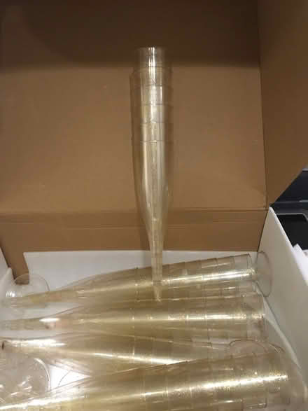 Photo of free Champagne flutes (Oxford, OX4) #2