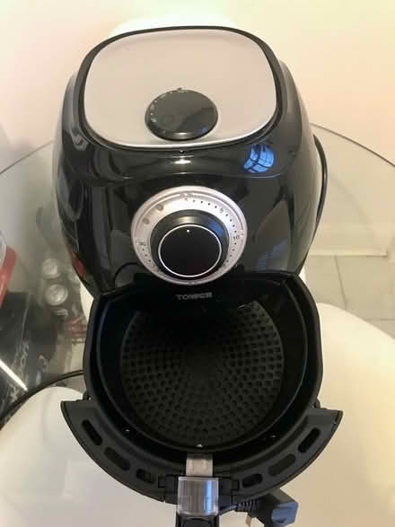 Photo of free Air fryer Tower (Finchley N3) #3