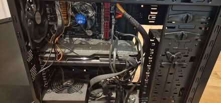 Photo of free Old gaming PC, dusty, may not work (Loughton MK5) #2