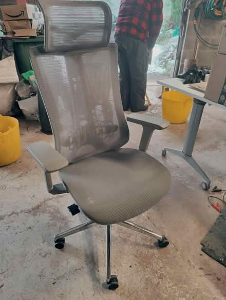 Photo of free Quality office / gaming chair (WR13 Cradley) #1