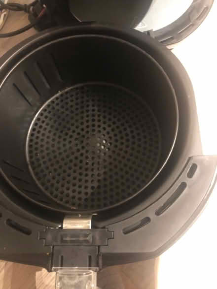 Photo of free Tower air fryer (UB5 6TX) #3