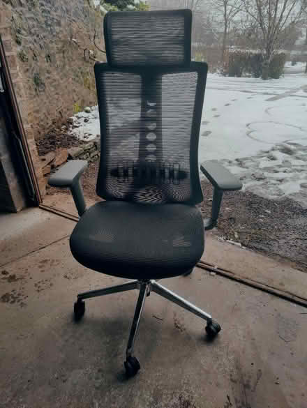 Photo of free Quality office / gaming chair (WR13 Cradley) #2