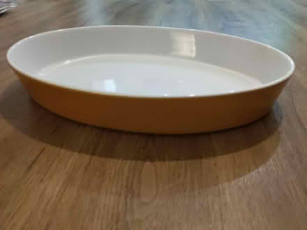 Photo of free Yellow and white dish (M6 Seedley) #1