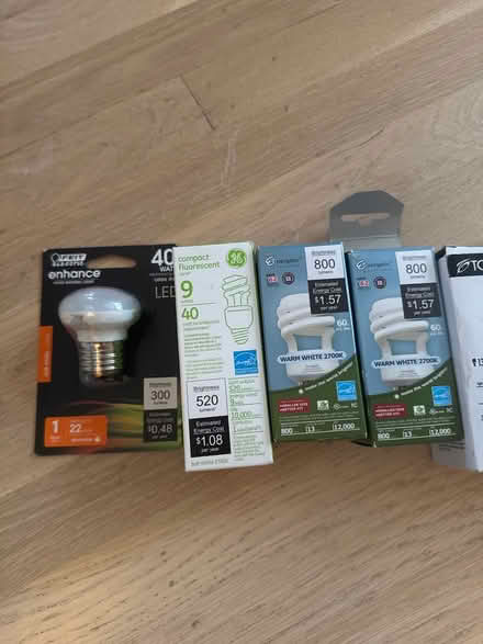 Photo of free assortment of new light bulbs (Inner Richmond) #2