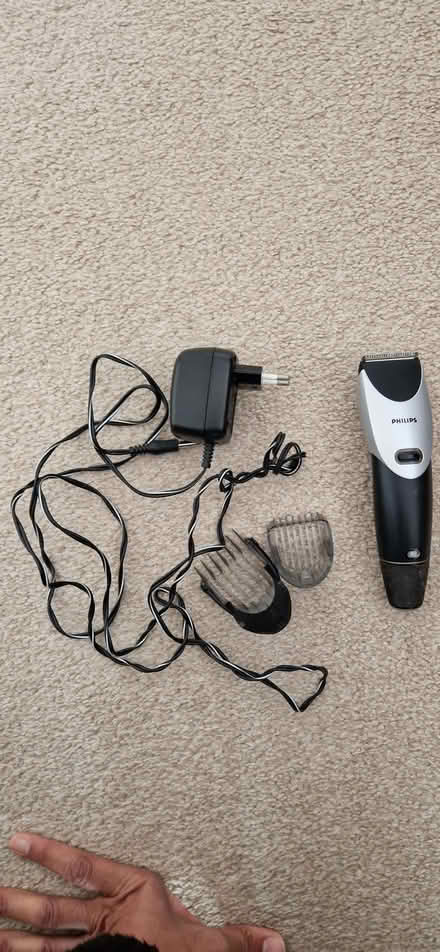 Photo of free Beard trimmer Phillips (Stretford M32) #2