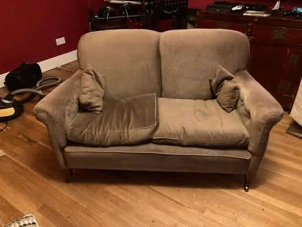 Photo of free Small two seater velvet couch (Dunlaoghaire) #1
