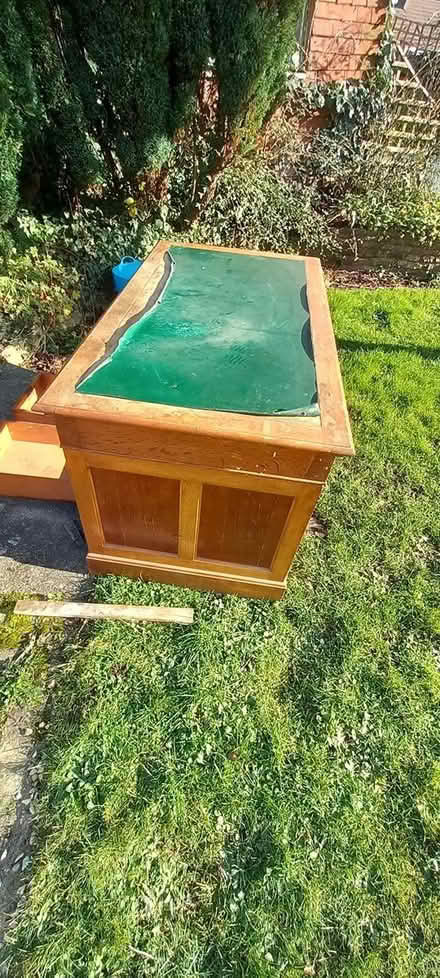 Photo of free Desk (Hordle SO41) #3