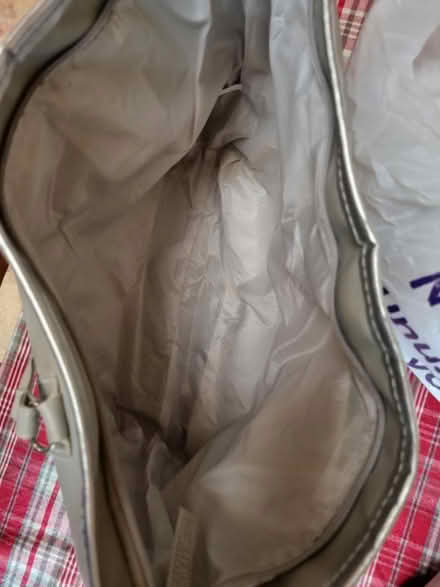 Photo of free Good size handbag (Abingdon OX14) #3