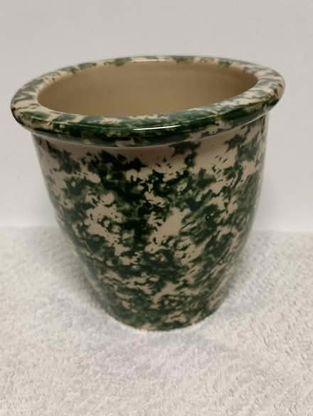 Photo of free Green/Beige Ceramic cup (Yonge/Sheppard) #1