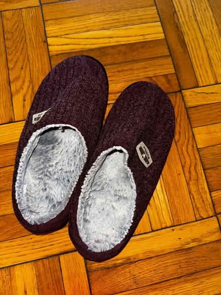 Photo of free Slippers (Nw) #1