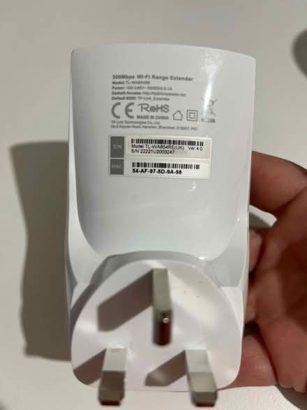 Photo of free Tp-link Wifi Range Extender (Central Reading RG1) #2