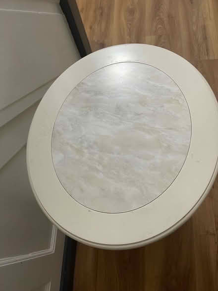 Photo of free White oval side table (Oxford-Freegle CGA OX4) #4