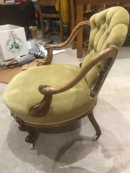 Photo of free Ladies Boudoir Chair (Ruyton-XI-Towns SY4) #4