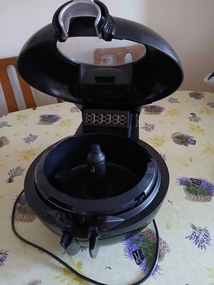 Photo of free Air fryer (CF5 Culverhouse cross) #2